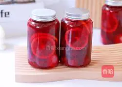 Illustration of how to make lemon lychee and bayberry drink 11