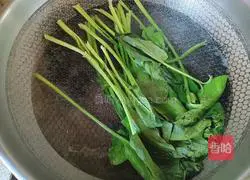 Illustration of how to make spinach steamed buns 3