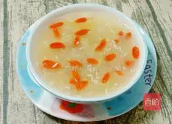 Illustration of how to make glutinous rice balls stuffed with white fungus and rice wine 13