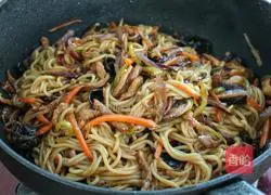 Illustration of how to make fried rice noodles 16