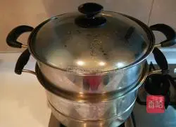 Xinwen Gourmet Pork and White Mushroom Buns Recipe Illustration 14