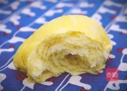 Hand-shred butter Illustration of how to make bread 15