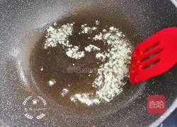 Illustration of how to make tomato, white jade, mushroom and tofu soup 3