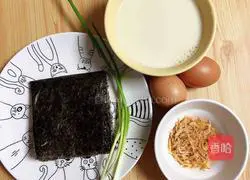 Illustration of how to make sea rice, seaweed, soy milk and steamed eggs 3