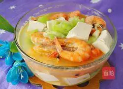 Illustration of how to make loofah, shrimp and tofu soup 16