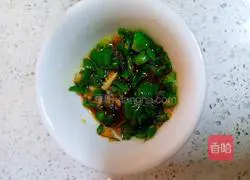 Illustration of how to make hand-shredded eggplants 8