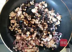 Illustration of how to make Mushroom and Fungus Bolognese Noodles (Baby Version) 4