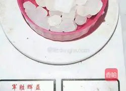 Homemade Illustration of how to make wine 2