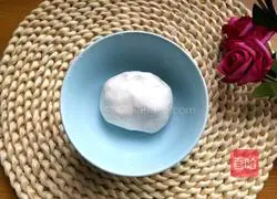 Illustration of how to make brown sugar, red bean and glutinous rice balls 7