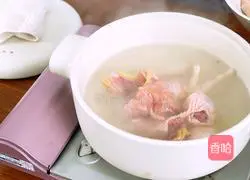 Illustration of how to make fish maw chicken in golden soup 2