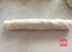 Illustration of how to make egg, chive and scallion pancake 5