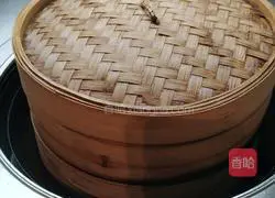 Illustration of how to make sauced pork buns 13