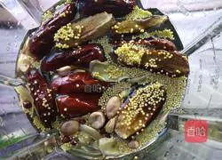 Illustration of how to make grain rice paste 2