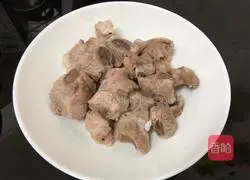 Isinglass Abalone and Spare Ribs Soup Recipe Illustration 2