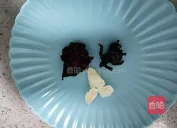 Roselle Rose Tea Recipe Illustration 2