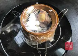 Whitening and Beauty Soup (Poria Stewed Pork Ribs) Recipe Illustration 7