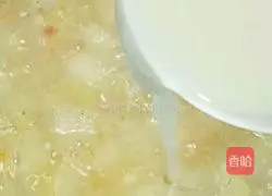 Winter Melon and Shrimp Skin Soup Recipe Illustration 9