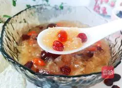 How to make cranberry white fungus soup Illustration 6