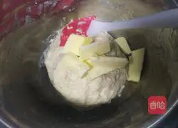 Butter Illustration of how to make hand-shredded bread 4