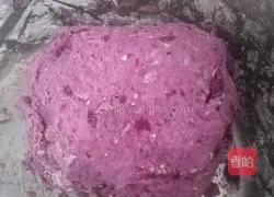 Illustration of how to make sweet potato and purple potato pancakes 7