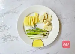 Illustration of how to stew chicken legs with mushrooms 3