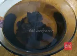 Illustration of how to make delicious shrimp and meat wontons 6