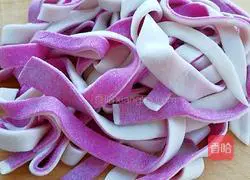 Illustration of how to make hot soup noodles 10