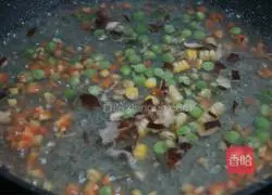 Illustration of how to make Shaomai 4