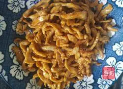 Chicken version of shredded pork in Beijing sauce Illustration 6