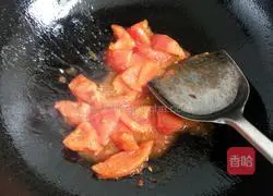 Tomatoes and eggs Illustration of how to make braised noodles 6