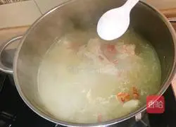 Illustration of how to make stewed mutton with angelica 11