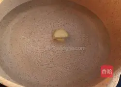 For vegetable and shredded pork noodle soup Practice illustration 4