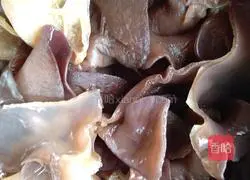 Agaric, tomato and egg soup Practice illustration 1