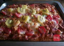 Illustration of how to make thin-bottom chicken and fresh fruit pizza 16