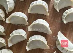 Illustration of how to make kidney bean stuffed buns 7