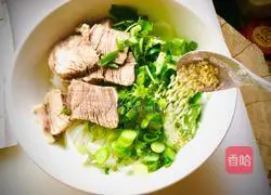 Illustration of how to make beef rice noodles 4