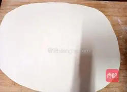 Illustration of how to cut flower rolls 5