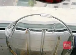 Illustration of how to make fragrant corn juice 1