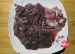 Illustration of how to make luffa and pork liver lean meat soup 4