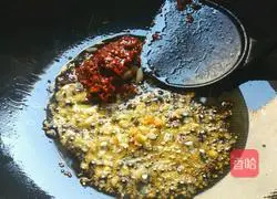 Illustration of how to make boiled beef 13