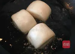 Illustration of how to make gold and silver milk-flavored steamed buns 9