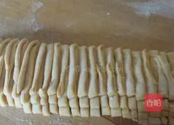 Illustration of how to make pumpkin hand-rolled noodles 8