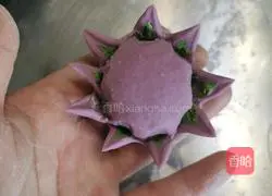 Illustration of how to make meaty steamed buns 6