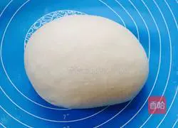 Illustration of how to cut steamed buns with a whole wheat knife 5