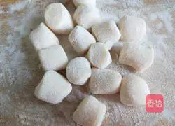 Illustration of the old Beijing specialty steamed dumplings 7