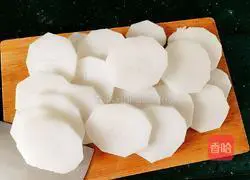 Illustration of how to make white radish, seaweed and goose broth 8