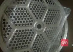 Illustration of how to make mushroom meatballs 6