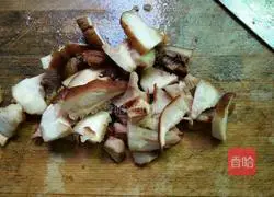 Illustration of how to make coriander duck noodles 3