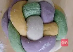 Illustration of how to make hydrangea steamed buns 7