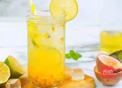 Illustration of how to make passion fruit and lime cold brew tea 6